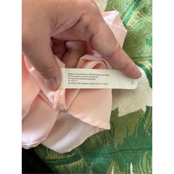 Eloquii peach pink short sleeve split neck button down top size 18 - Picture 3 of 10